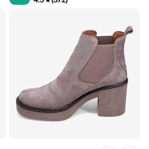 Bueno Heeled Chelsea Boot